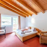 Haus Anna Pensión 3*