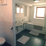Haus Anna Pensión 3*