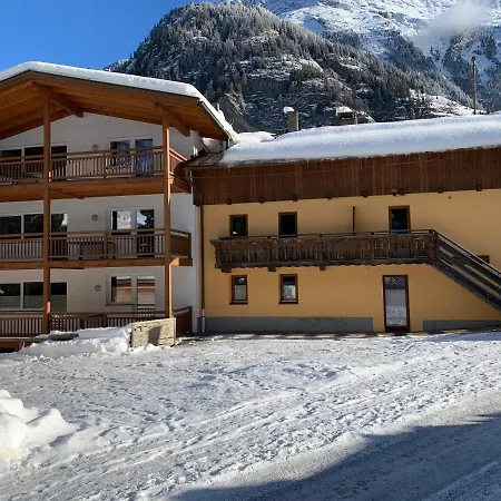 Haus Anna Penzion 3*